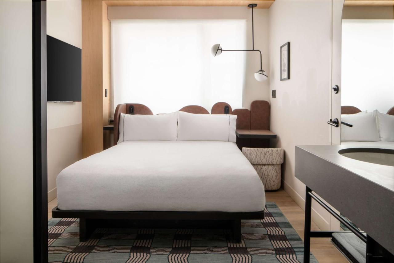 Motto By Hilton New York City Times Square Extérieur photo
